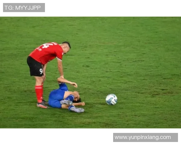 足球明星的日常生活点滴与精彩瞬间分享图文合集